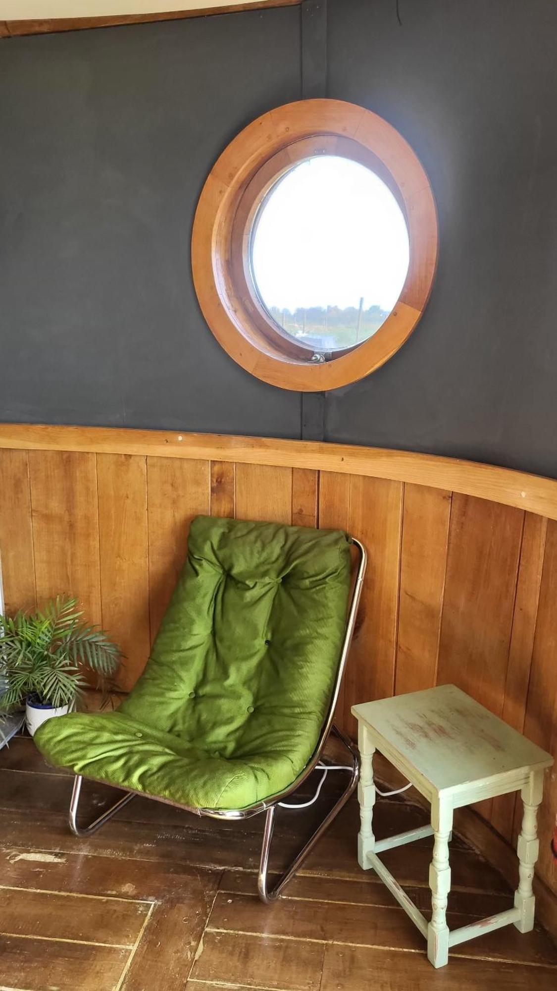 Inner Dowsing Lightship Rochester  Szoba fotó